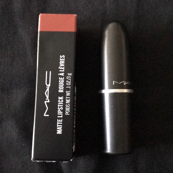 MAC Matte lipstick - down to an art - Picture 4 of 5